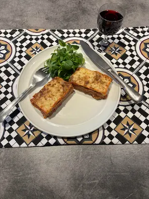 Marchés proche de Bordeaux assiette lasagnes